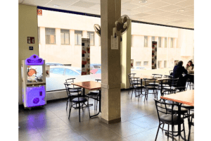 for sale bright coffee bar in Inca