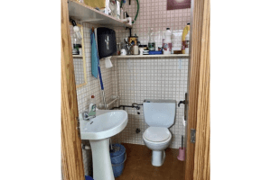 Warehouse has one toilet